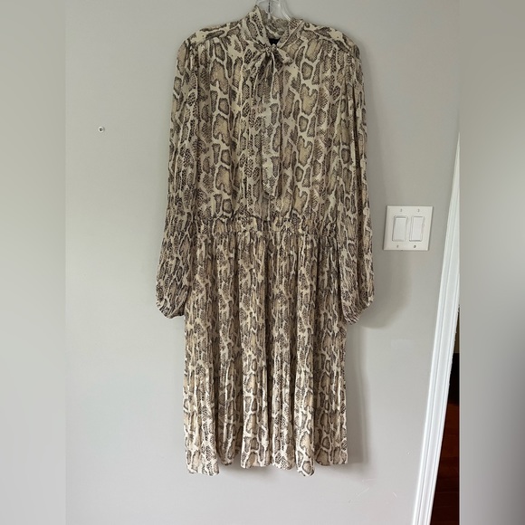 Current Air Leopard Print Necktie Dress - Picture 3 of 8